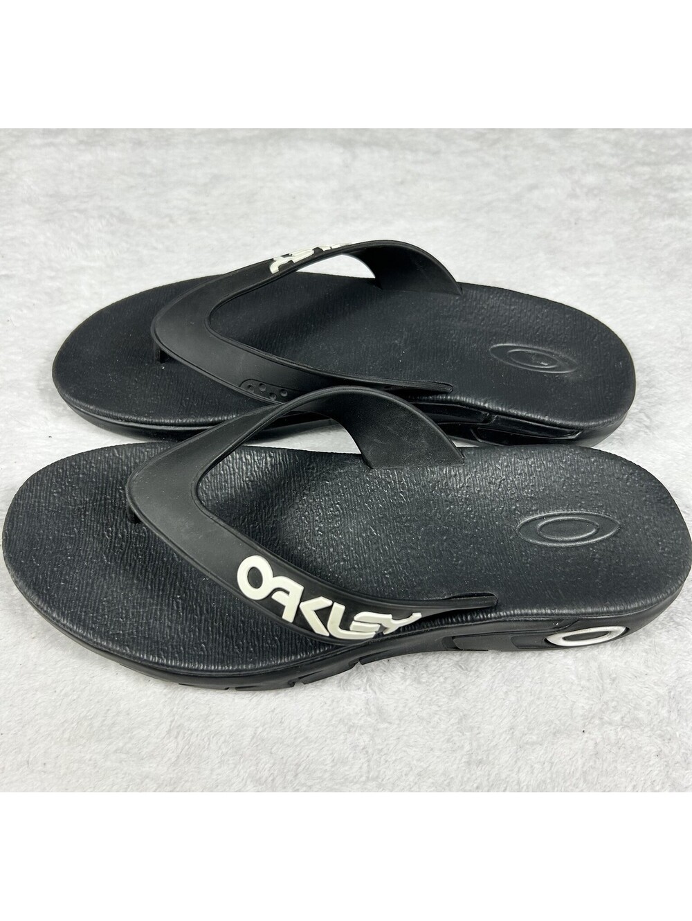 Oakley B1B Men's Flip Flops Blackout Size 8 Water Sandals New